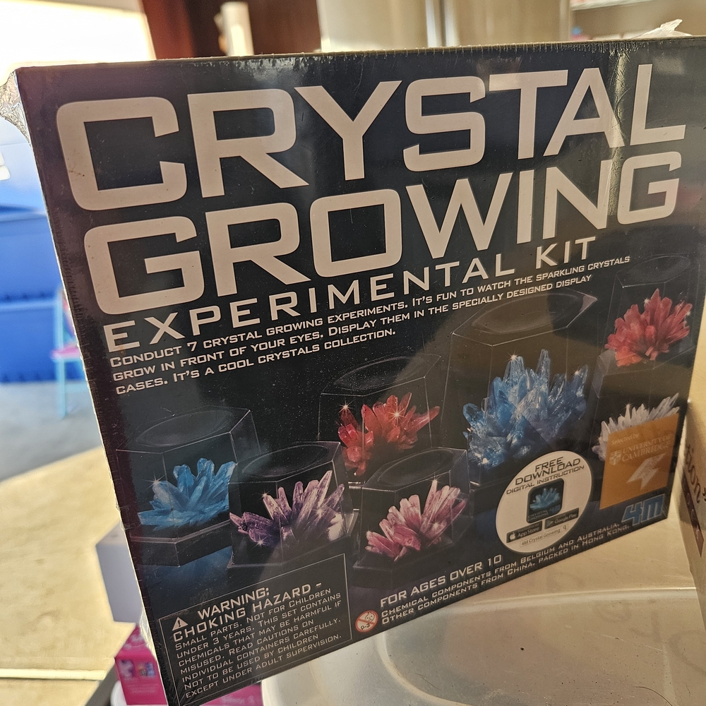 NEVER OPENED Crystal Growing Experimental Kit